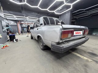 2010 Lada (ВАЗ) 2105, серебристый, 135000 рублей, вид 3