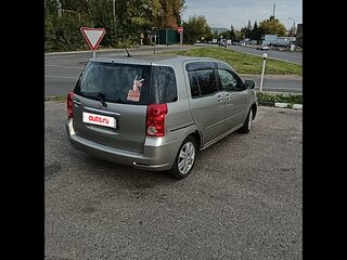 2004 Toyota Raum II, серый, 340000 рублей, вид 3