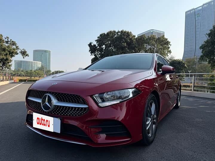 Открыть фотографии: Mercedes-Benz A-Класс IV (W177)