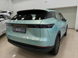 2026 Omoda C7, зелёный, 3099000 рублей, вид 2