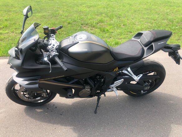 2025 QJMotor SRK 800 RR, чёрный, 735000 рублей - вид 4