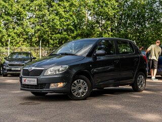 2014 Skoda Fabia II Рестайлинг, серый, 660000 рублей, вид 1