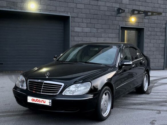 1999 Mercedes-Benz S-Класс 500 IV (W220), чёрный, 1500000 рублей