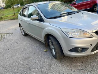 2008 Ford Focus II Рестайлинг, серебристый, 450000 рублей, вид 2