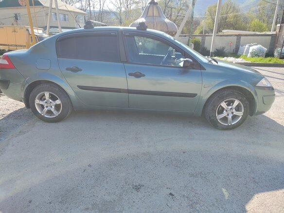 2004 Renault Megane II, зелёный, 310000 рублей - вид 2