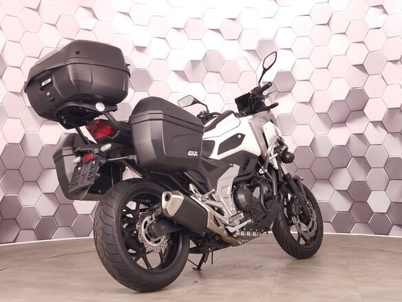 2021 Honda NC 750X, белый - вид 6