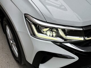 2022 Volkswagen Taos I, белый, 4200000 рублей, вид 3