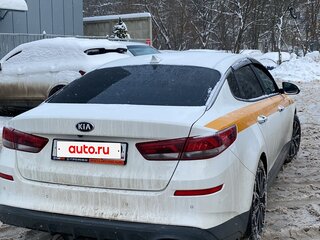 2019 Kia Optima IV Рестайлинг, белый, 1730000 рублей, вид 5