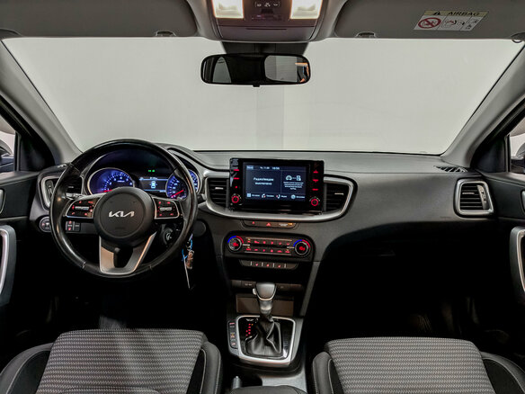 2021 Kia Ceed III Рестайлинг, чёрный - вид 13