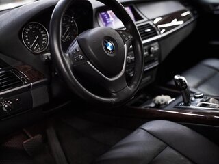 2012 BMW X5 35i II (E70) Рестайлинг, белый, 2000000 рублей, вид 4