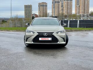 2018 Lexus ES 250 VII, коричневый, 2650000 рублей, вид 2