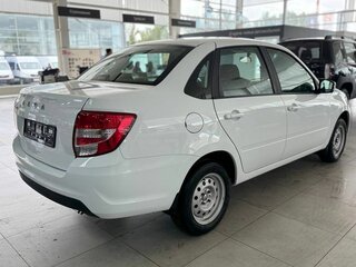 2026 Lada (ВАЗ) Granta I Рестайлинг, белый, 1169000 рублей, вид 4