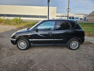 2001 Daihatsu Sirion I (M1), чёрный, 220000 рублей, вид 4