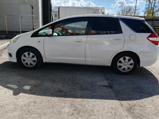 2011 Honda Fit Shuttle I, белый, 770000 рублей, вид 5