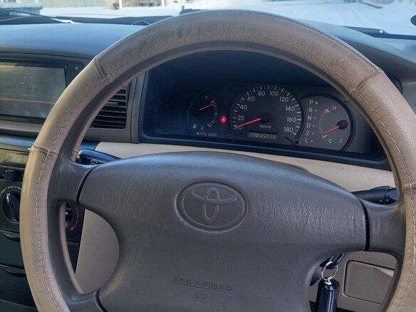 2002 Toyota Corolla IX (E120, E130), белый, 500000 рублей - вид 6