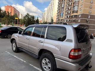 2003 Toyota Land Cruiser 100 Series Рестайлинг 1, серебристый, 1300000 рублей, вид 4