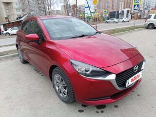2020 Mazda 2 III (DJ) Рестайлинг, красный, 1400000 рублей, вид 2