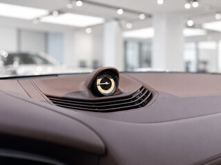 2024 Porsche Taycan 4S I Рестайлинг, серый, 18890000 рублей, вид 5