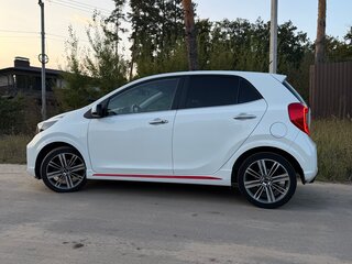 2018 Kia Picanto GT Line III, белый, 1560000 рублей, вид 3