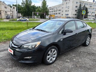 2013 Opel Astra J Рестайлинг, чёрный, 690000 рублей, вид 1