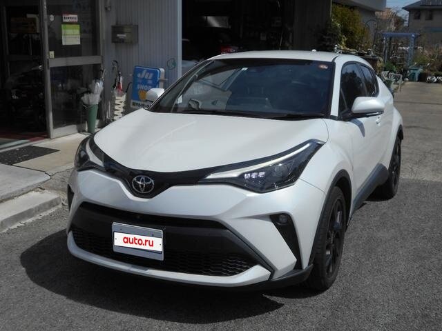 Открыть фотографии: Toyota C-HR I Рестайлинг