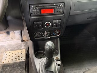2017 LADA (ВАЗ) Largus, белый, 500000 рублей, вид 2