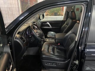 2013 Toyota Land Cruiser 200 Series Рестайлинг 1, чёрный, 3300000 рублей, вид 4
