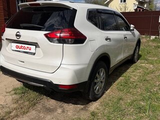 2020 Nissan X-Trail III Рестайлинг, белый, 1600000 рублей, вид 4