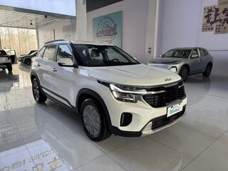 2026 Kia Seltos I Рестайлинг, белый, 2090090 рублей, вид 2