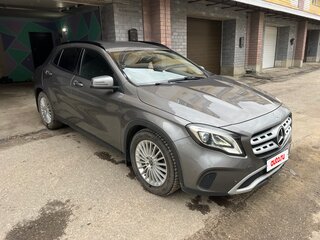 2019 Mercedes-Benz GLA 200 I (X156) Рестайлинг, серый, 2000000 рублей, вид 4