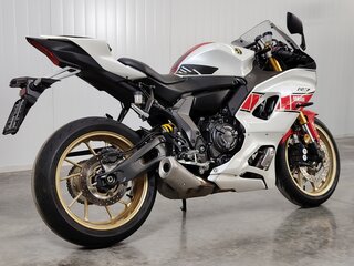 2022 Yamaha YZF-R7, белый, 829000 рублей, вид 5