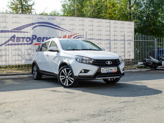 2019 Lada (ВАЗ) Vesta SW Cross I, белый, 1048000 рублей, вид 4