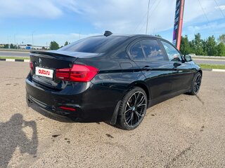 2017 BMW 3 серии 320i xDrive VI (F3x) Рестайлинг, чёрный, 2050000 рублей, вид 5