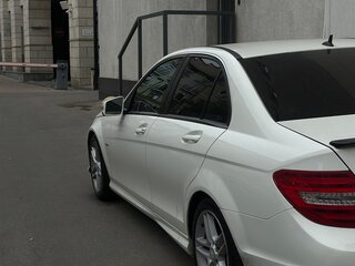 2012 Mercedes-Benz C-Класс 180 BlueEFFICIENCY III (W204) Рестайлинг, белый, 1450000 рублей, вид 2