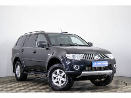 Mitsubishi Pajero Sport II