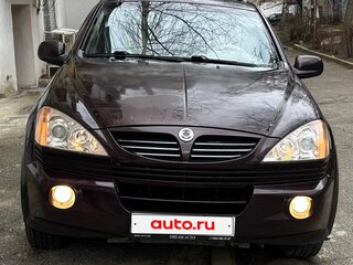 2007 SsangYong Kyron I, красный, 660000 рублей, вид 2