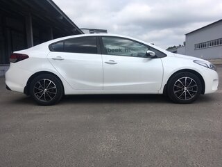 2019 Kia Cerato III Рестайлинг (Classic), белый, 1880000 рублей, вид 5