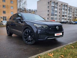 2019 Volkswagen Touareg III, чёрный, 4500000 рублей, вид 1
