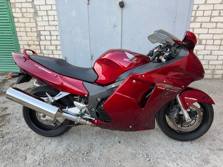 1999 Honda CBR 1100 XX, красный, 535000 рублей, вид 2