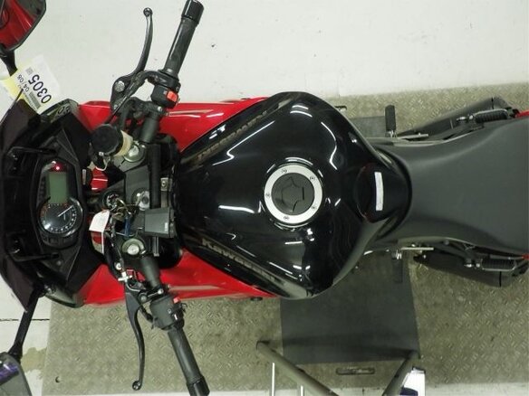 2011 Kawasaki Ninja 1000, красный, 610000 рублей - вид 10