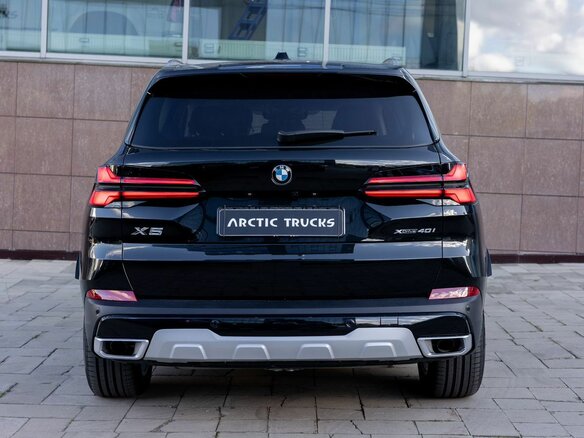 2026 BMW X5 40i IV (G05/G18) Рестайлинг, чёрный, 30500000 рублей - вид 3