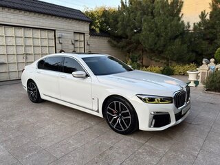 2019 BMW 7 серии Long 740Li xDrive VI (G11/G12) Рестайлинг, белый, 3400000 рублей, вид 1