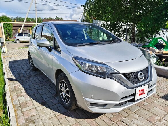 2017 Nissan Note II Рестайлинг, серый - вид 2