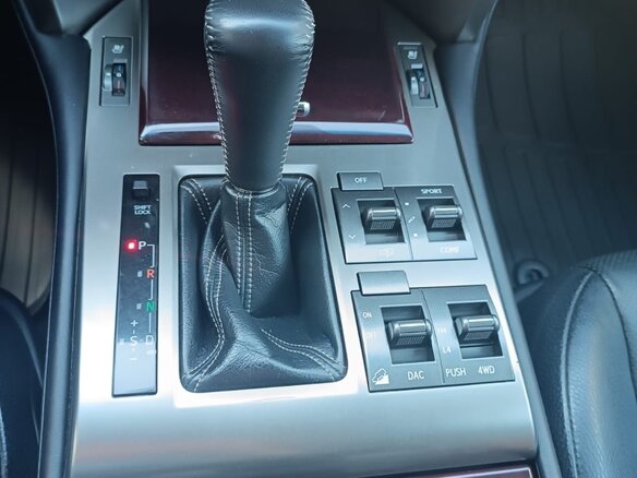 2016 Lexus GX 460 II Рестайлинг, чёрный, 4400000 рублей - вид 11