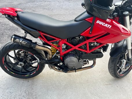 2012 Ducati Hypermotard, красный, 290000 рублей, вид 3