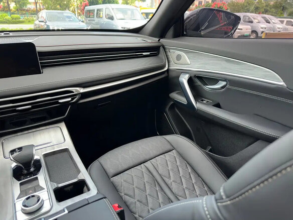 2023 Jetour X70+ I, фиолетовый, 1525124 рублей - вид 12