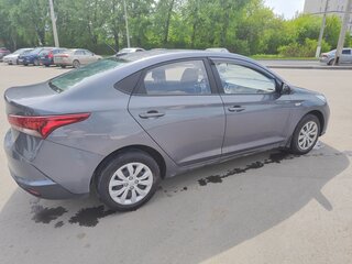 2022 Hyundai Solaris II Рестайлинг, серый, 1260000 рублей, вид 2