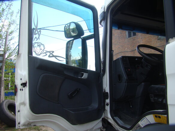 2010 Scania P-series, белый, 2100000 рублей - вид 17