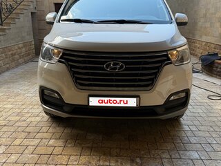 2020 Hyundai Grand Starex I Рестайлинг 2, белый, 3800000 рублей, вид 1