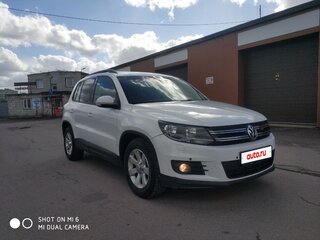 2013 Volkswagen Tiguan I Рестайлинг, белый, 950000 рублей, вид 2